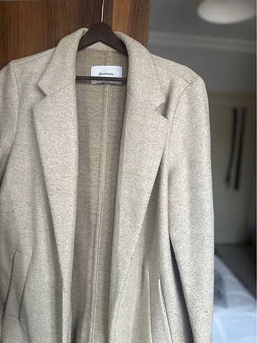 l Beden Stradivarius Kaban/Ceket
