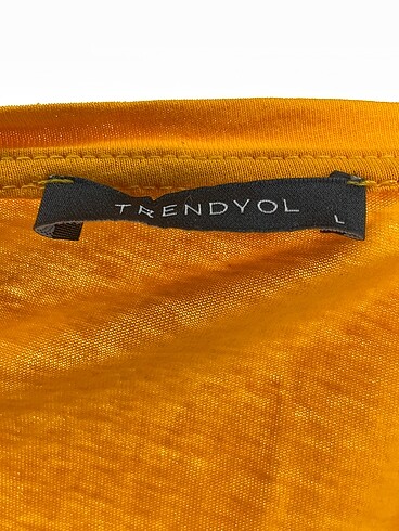 l Beden çeşitli Renk Trendyol & Milla Bluz %70 İndirimli.