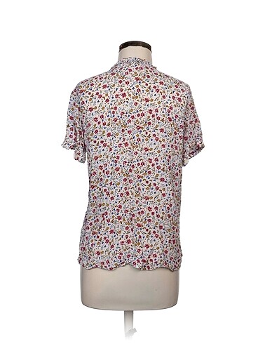 xl Beden Defacto Bluz %70 İndirimli.