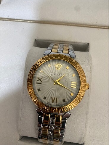 Versace Versece Saat ve kutusu ile birlikte - ( Yurtdışından geldi )