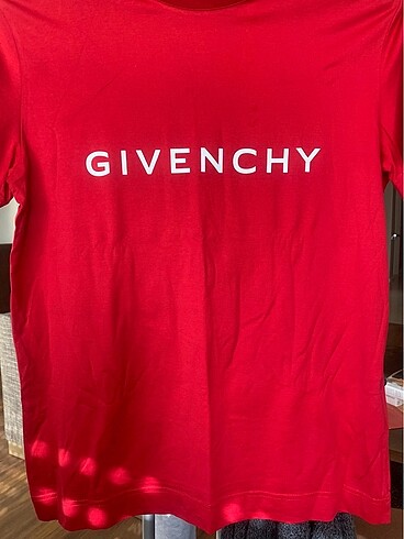 GIVENCHY ( ORJİNAL ) BEYMEN?den Alındı -