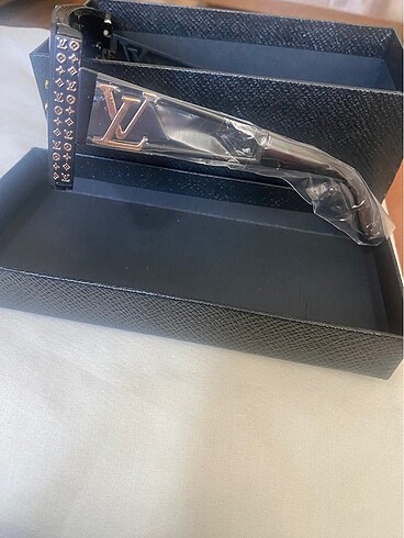 Louis Vuitton LOUİS VUİTTON GÖZLÜK