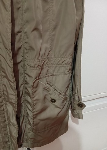 Kapüşonlu Uzun Kollu Kadın Yağmurluk - Görsel 2