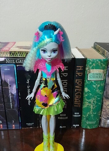Monster High Electrified Silvi Timberwolf
