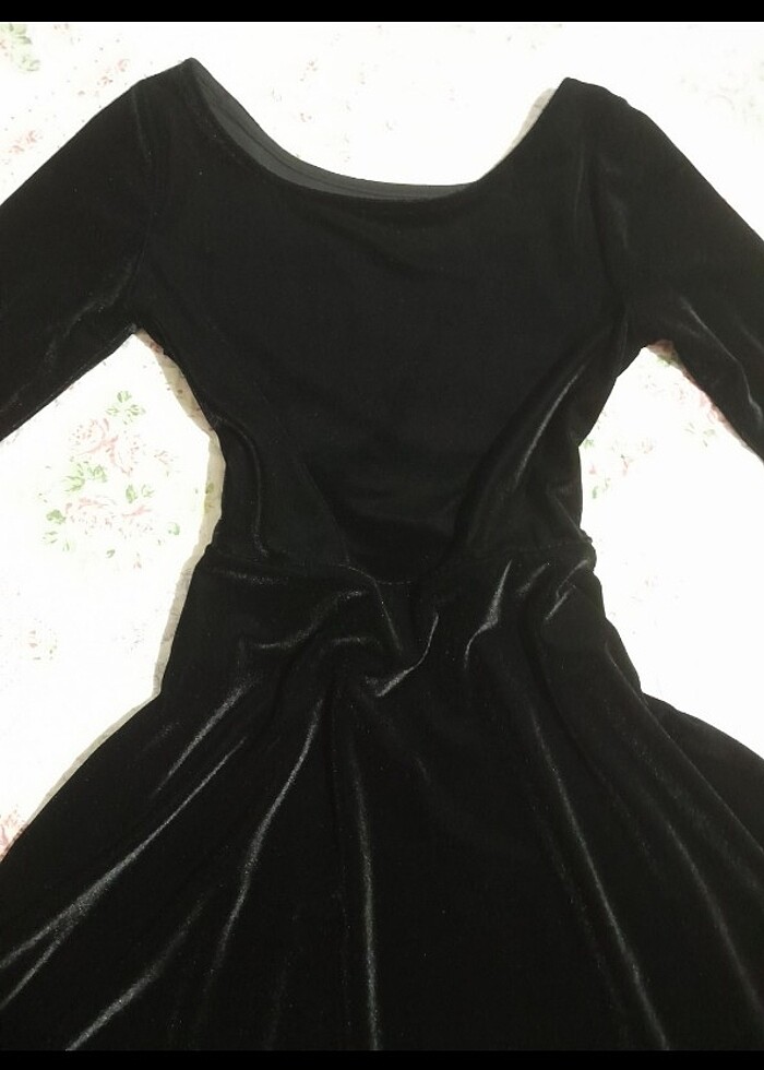 Kadife Elbise - Görsel 3