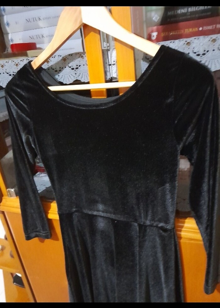 Kadife Elbise - Görsel 2