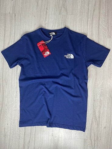 THE NORTH FACE T-SHIRT