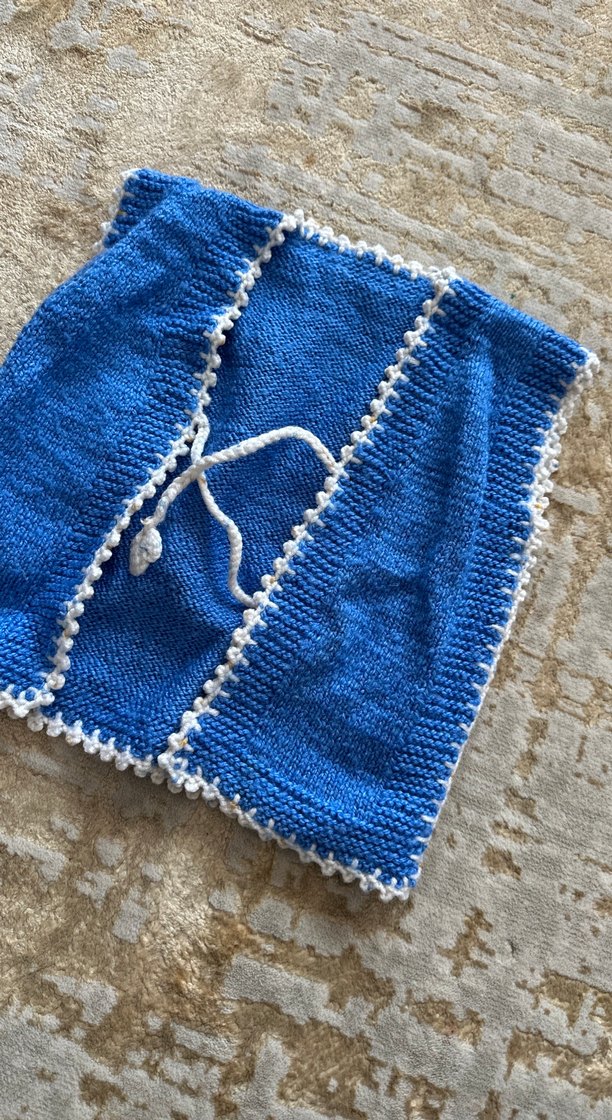 Mavi Kapüşonlu Kız Çocuk Örgü Panço - Görsel 2