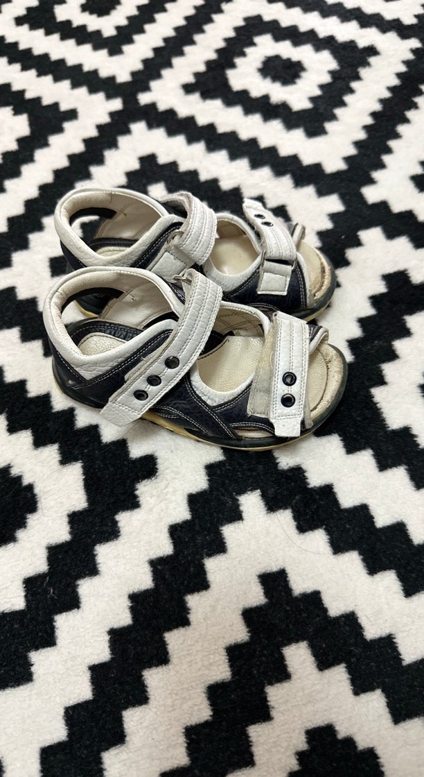 Beyaz Siyah Zebra Desenli Erkek Çocuk Sandalet - Görsel 2