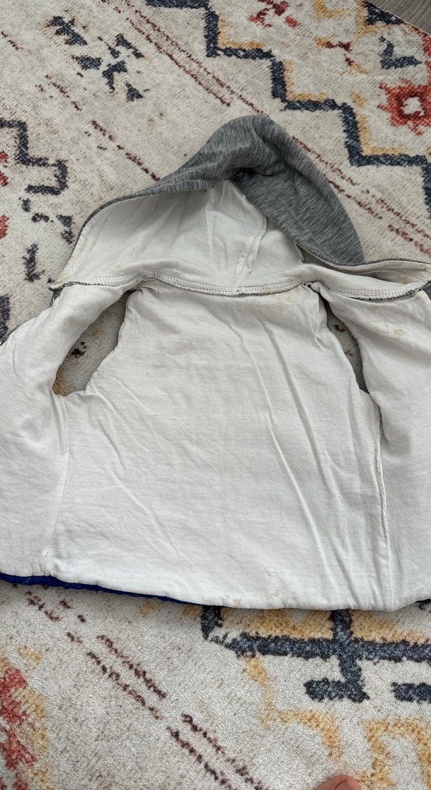 Kapüşonlu, düğmeli gri-mavi çocuk yeleği - Görsel 2