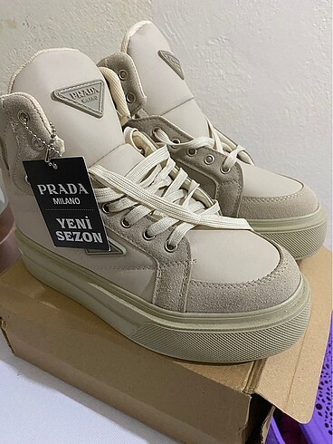 Prada ayakkabı