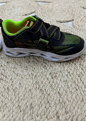 28 Beden Skechers Erkek Çocuk Çok Renkli Bağcıksız Spor Ayakkabı