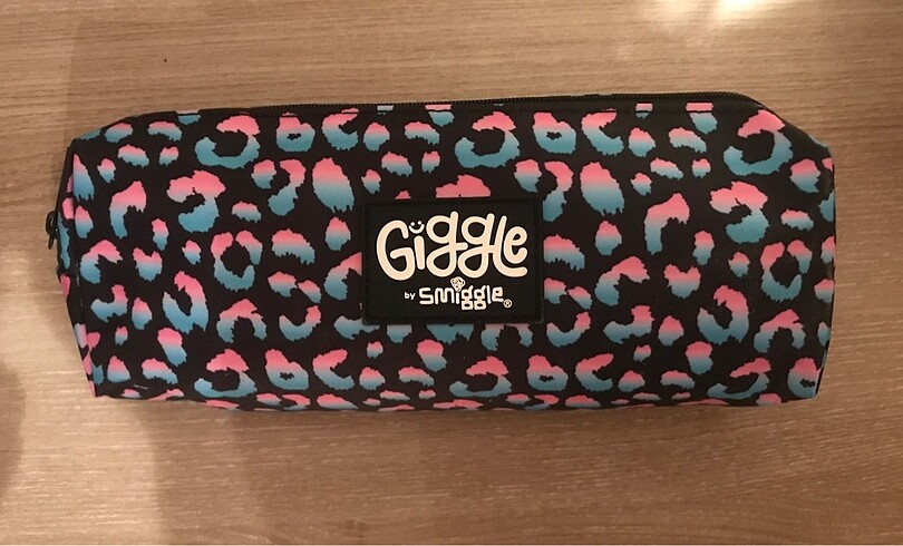  Beden Smiggle kalem kutusu