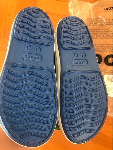 32 Beden mavi Renk Crocs crocband cruiser