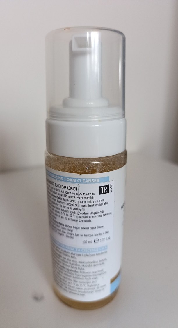 Aloe Vera ve Laktik Asit İçeren Nemlendirici Köpük Temizleyici - Görsel 3