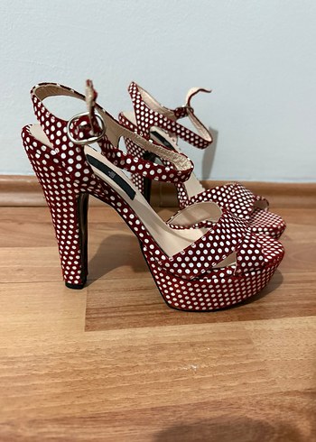 Elle Kırmızı Puantiyeli Platform Topuklu Ayakkabı - Görsel 2