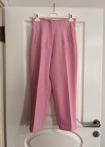 Pembe Kumaş Pantolon