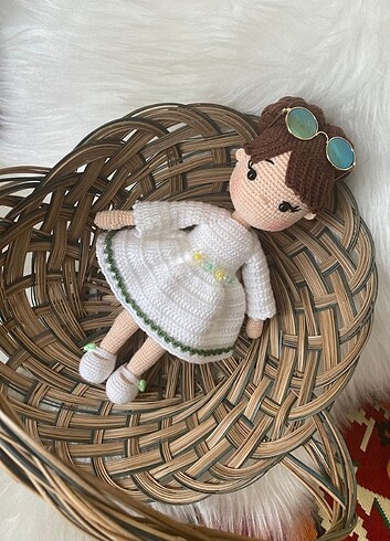  Beden Renk Amigurumi Bebek