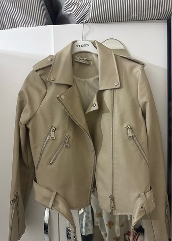 Bej Kemerli Kadın Deri Ceket - Görsel 6