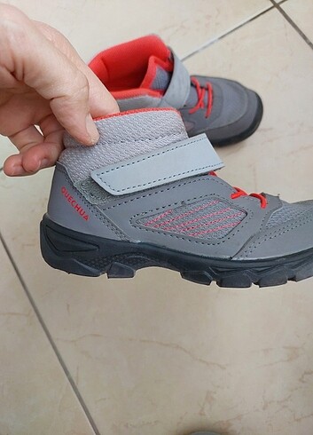 Erkek ve kız çocuk bilekli spor ayakkabı 