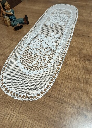 Dantel runner