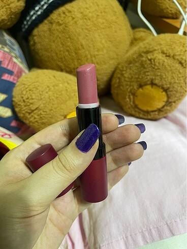 Beden Golden rose velvet matte 02