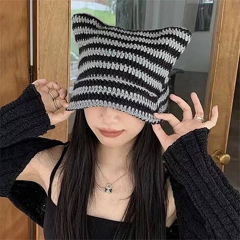 Cat beanie