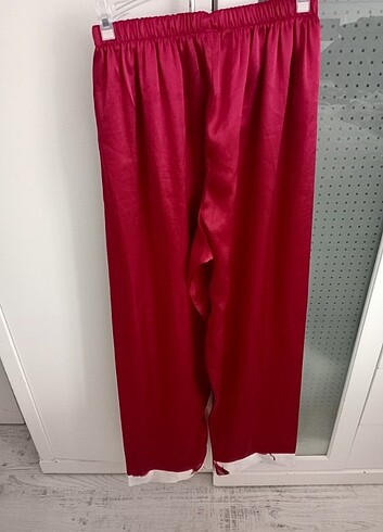 l Beden çeşitli Renk Saten pijama takımı ve kuşaklı sabahlık 