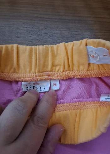 Mor Rahat Kesim Kız Şortu - Görsel 3