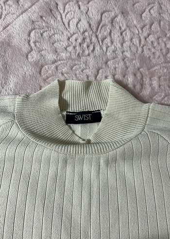 Krem Yüksek Yakalı Fitilli Triko Kazak - Görsel 4