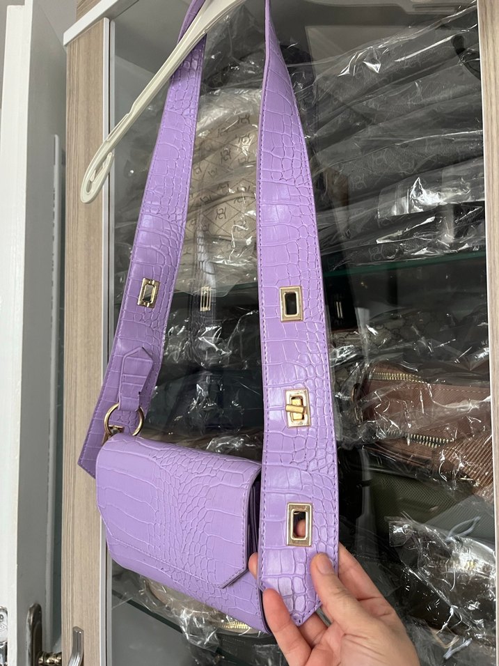 Mor Deri Yılan Desenli Kadın Çanta - Görsel 2