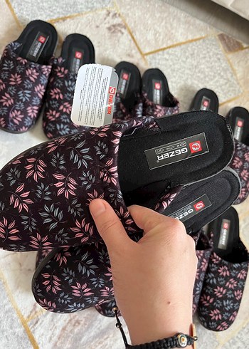 Kahverengi Bağlama Desenli Kadın Ev Terliği - Görsel 6