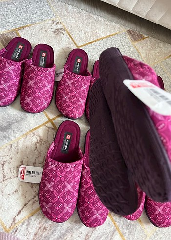 Bordo Dantelli Kadın Ev Terlikleri - Görsel 6