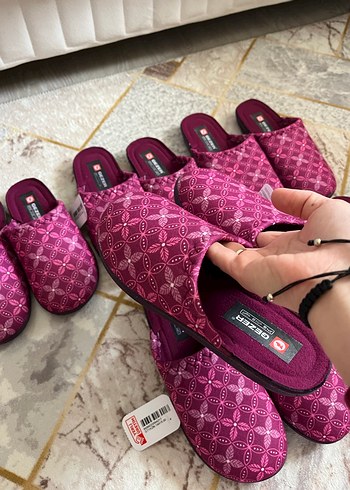 Bordo Dantelli Kadın Ev Terlikleri - Görsel 8