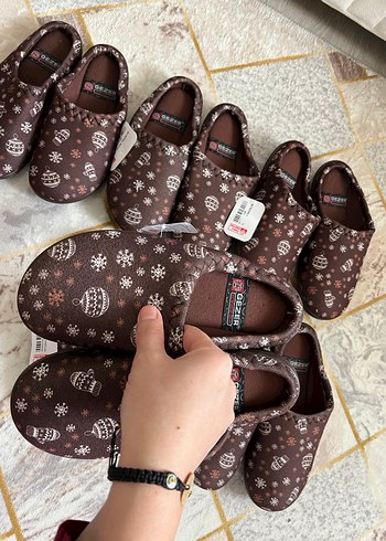 Kahverengi Nakışlı Kadın Ev Terliği - Görsel 6