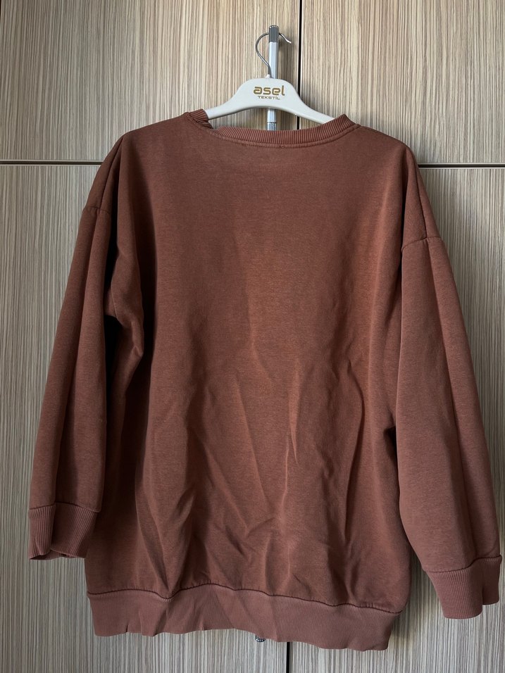 Kadın Kahverengi Baskılı Sweatshirt - Görsel 4