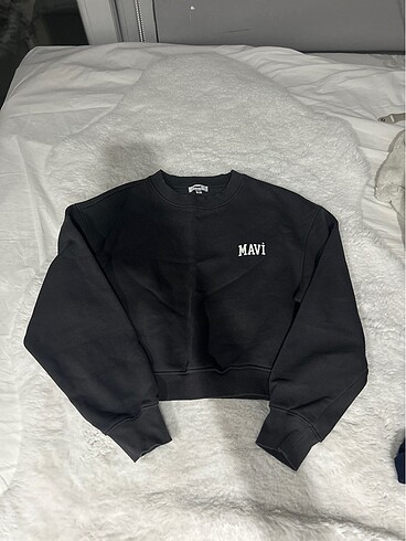 Mavi sweatshirt