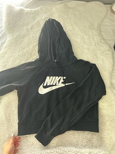 Nike sweatshirt