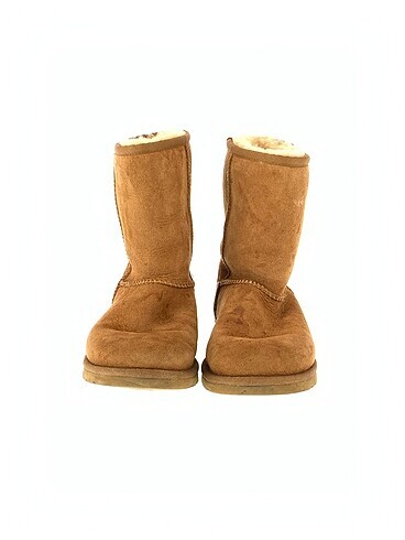 36 Beden Ugg Bot %70 İndirimli.