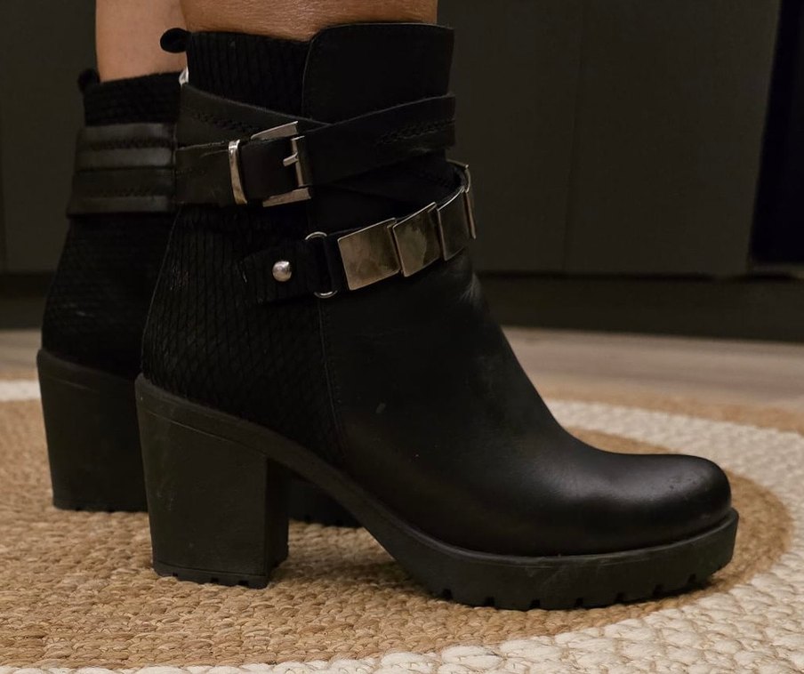 Tokalı Siyah Deri Biker Botlar - Görsel 4