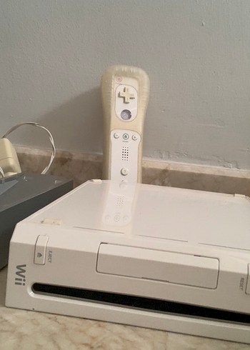 Beyaz Nintendo Wii Fit Plus Oyun Konsolu - Görsel 4