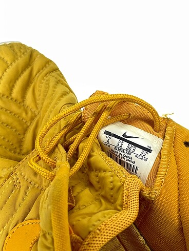 36 Beden sarı Renk Nike Spor Ayakkabı %70 İndirimli.