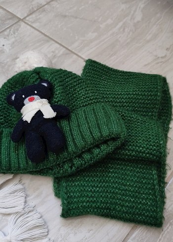 Nakışlı Erkek Çocuk Örgü Bere ve Atkı Takımı - Görsel 3