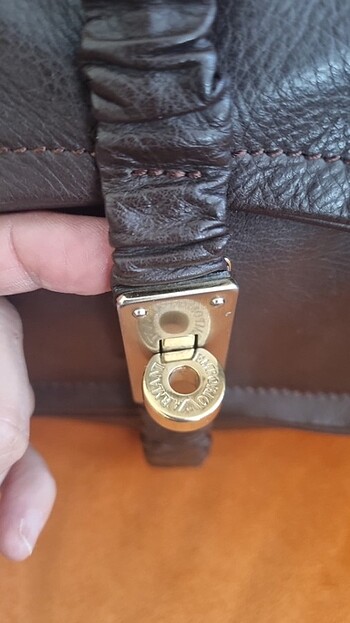 Beden kahverengi Renk Emperio Armani Kahverengi Deri Omuz Cantasi