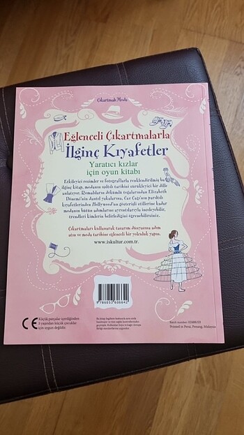 Ilginc Kiyafetler Eglenceli Cikartmalar