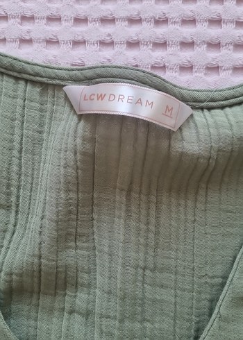 LC Waikiki Su Yeşili V Yaka Dugmeli Pijama Takımı