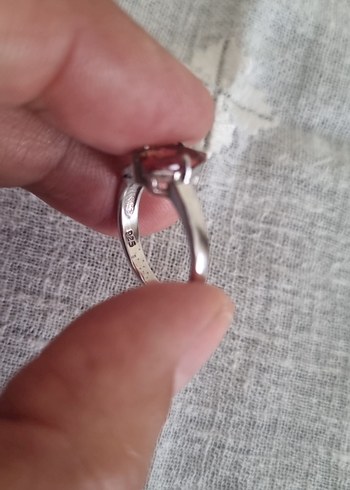 Beden beyaz Renk Zultanit Taşli 925 ayar Gumus Yüzük