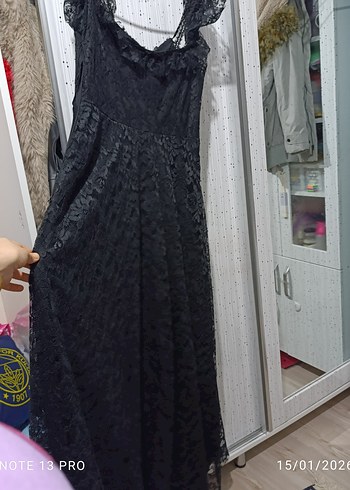 Siyah Dantel Detaylı Uzun elbise - Görsel 3