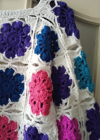 Çiçek Desenli Renkli Kız Çocuk Örgü Panço - Görsel 4