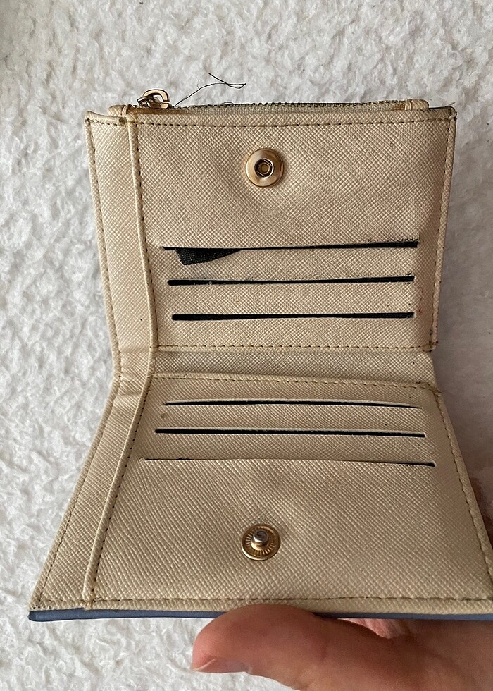 Kadın mavi cüzdan - Görsel 4